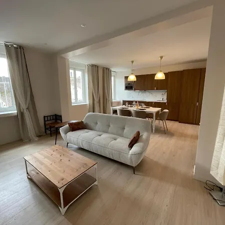 L'evasion Luxe, Cine Et Balneo Apartment