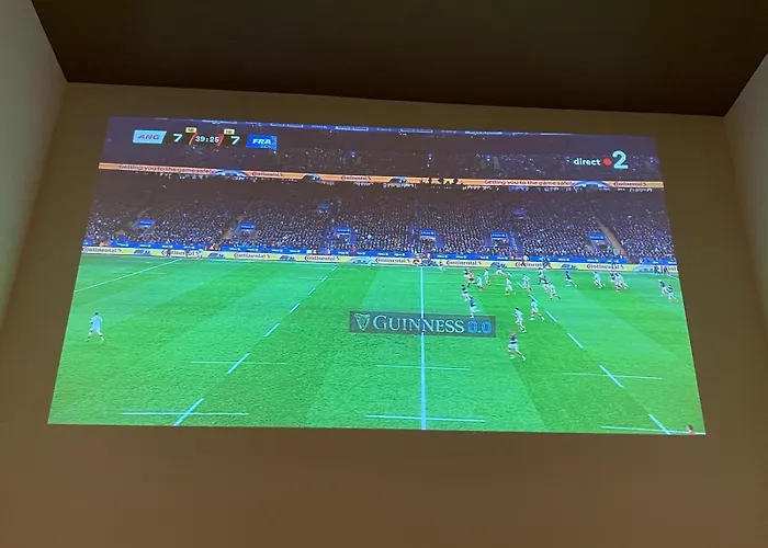 Escapade - Cine Prive, Balneo Et Jardin Saint-Ambroix